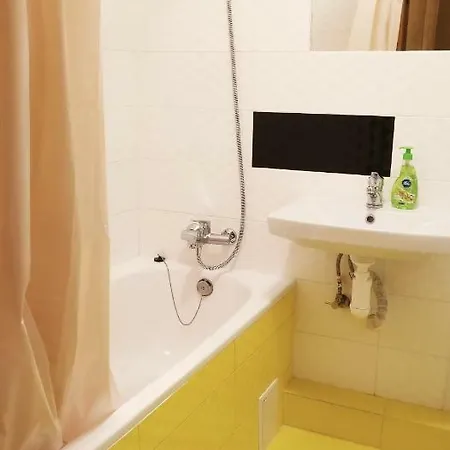 Apartamento Very In L'viv *